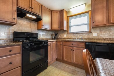 23 Summer Dr, Saugus, MA 01906 - photo 5