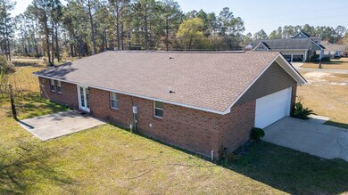 501 Brandon St, Baxley, GA 31513 - photo 4