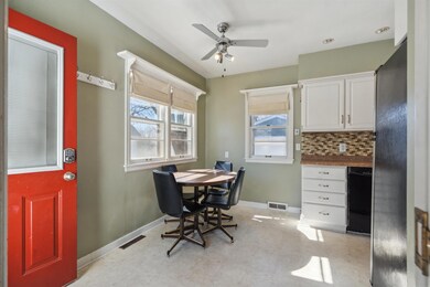 1913 Iowa St, Cedar Falls, IA 50613 - photo 7