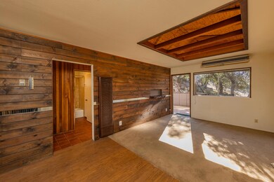 S8C_11220 Ventura Ave_18