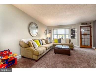 3318 Sheffield St, Philadelphia, PA 19136 - photo 6