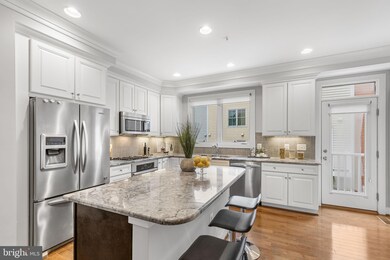 824 Snowden Hallowell Way, Alexandria, VA 22314 - photo 4