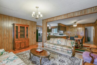 1177 Bailey living room 4