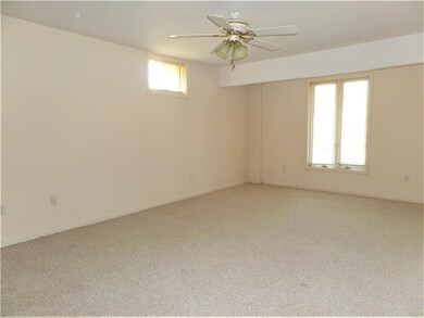 607 Cedar Ridge Dr, Raymore, MO 64083 - photo 6