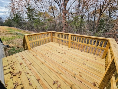 108 Demombreum Cir, Shelbyville, TN 37160 - photo 3