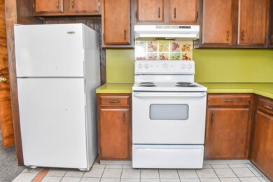 1987 Elmwood Ave, Warwick, RI 02888 - photo 4