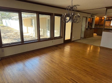 735 E 9th St, Cushing, OK 74023 - photo 5