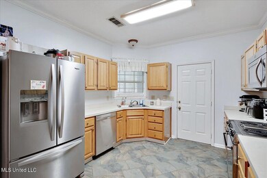 10-210 Shadow Lake N