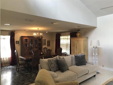 1411 Wildrose Ln, Laredo, TX 78041 - photo 6