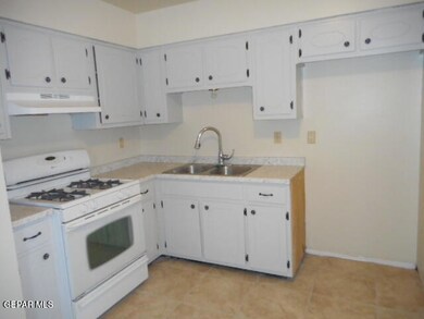 2032 Solano Dr, El Paso, TX 79935 - photo 6