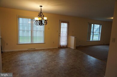 205 Payne Dr, Mount Wolf, PA 17347 - photo 5