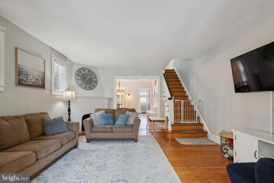 2433 Wynnefield Dr, Havertown, PA 19083 - photo 4