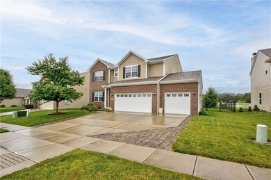 2602 Ashton Ln, Greenwood, IN 46143 - photo 2