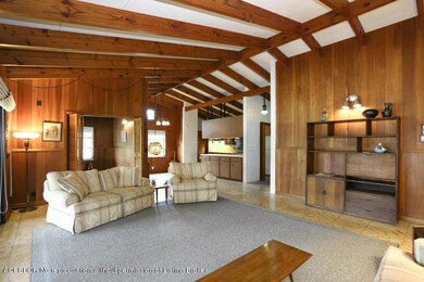 Living room 2