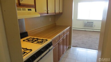 39 Garden View Terrace unit 14, East Windsor, NJ 08520 - photo 3