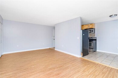 29 Bullocks Point Ave unit 5B, Riverside, RI 02915 - photo 5