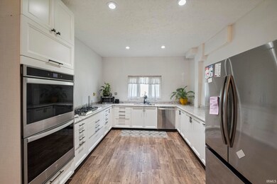 209 N Meridian St, Colfax, IN 46035 - photo 3