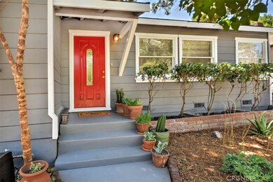 22528 Avenue San Luis, Woodland Hills, CA 91364 - photo 3