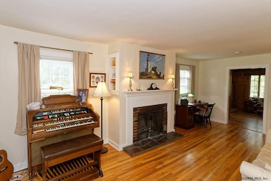 4035 Consaul Rd, Schenectady, NY 12304 - photo 4