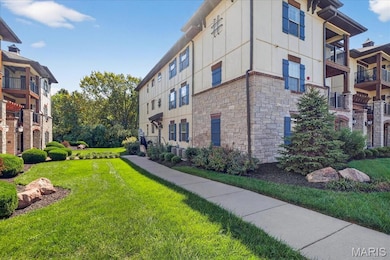 334 Bordeaux Way, Saint Peters, MO 63376 - photo 2