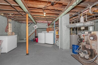 84 Winthrop Ave, Lowell, MA 01851 - photo 6