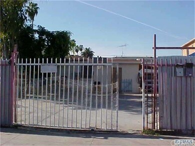 7525 S Broadway, Los Angeles, CA 90003 - photo 5