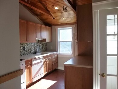 21 Gardner St unit 3, Salem, MA 01970 - photo 3