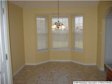 5685 Lancaster Dr, Olive Branch, MS 38654 - photo 3