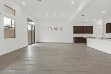 14699 N Blue Juniper Ln, Marana, AZ 85658 - photo 2