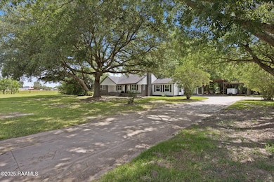 3-web-or-mls-178 Bertrand Rd-3