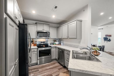 204 E Wind Ln, Lawrenceburg, IN 47025 - photo 7