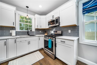 52 Benefit St, Warwick, RI 02886 - photo 7