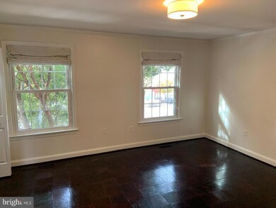 1650 Beekman Place NW unit D, Washington, DC 20009 - photo 5