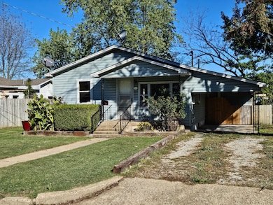 713 W 1st St, Mountain Grove, MO 65711 - photo 2