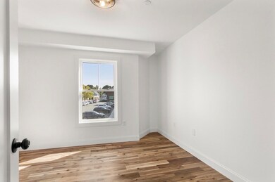 8 Enon St unit 203, Beverly, MA 01915 - photo 6