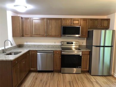 13 Wake Robin Rd, Ballston Spa, NY 12020 - photo 6