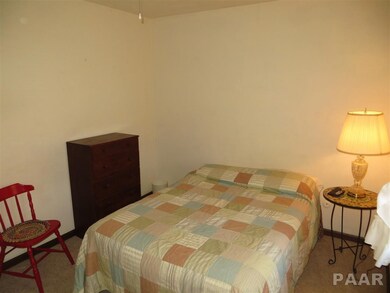 3620 W Saymore Ln, Peoria, IL 61615 - photo 6