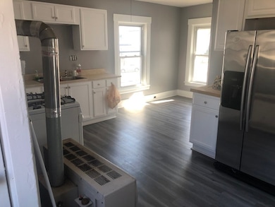 45 Walnut St unit 3, Fitchburg, MA 01420 - photo 5