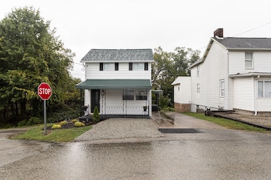 26 Sycamore St, Uniontown, PA 15401 - photo 2