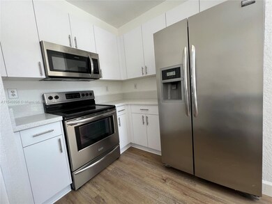 10910 NW 69th Terrace unit 19010, Doral, FL 33178 - photo 5