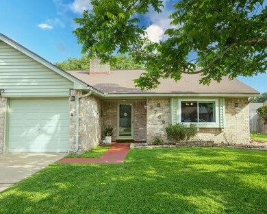 2709 El Camino St, Bay City, TX 77414 - photo 2