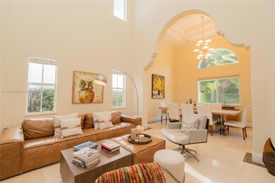 11354 NW 69th St, Doral, FL 33178 - photo 6