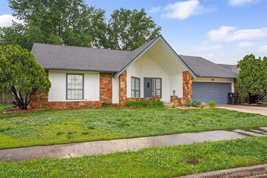 1209 W Honolulu St, Broken Arrow, OK 74012 - photo 2