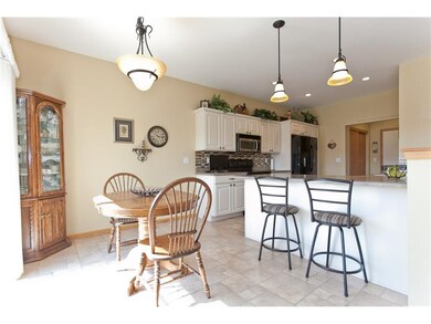 Kitchen w/dining area