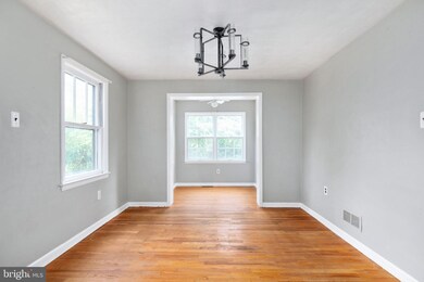 1614 Lewis St, Winchester, VA 22601 - photo 4