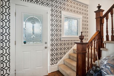 1582 Oakwood Ave, Des Plaines, IL 60016 - photo 3