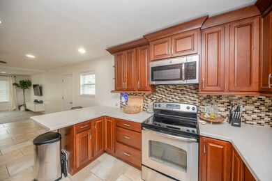 3214 Areba St, Houston, TX 77091 - photo 7