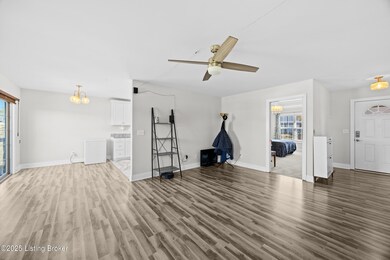 5023 Black Falcon Rd, Shelbyville, KY 40065 - photo 6