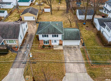 514 N Kankakee St, Lincoln, IL 62656 - photo 2