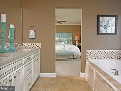 1021 Weston Dr, Williamstown, NJ 08094 - photo 5